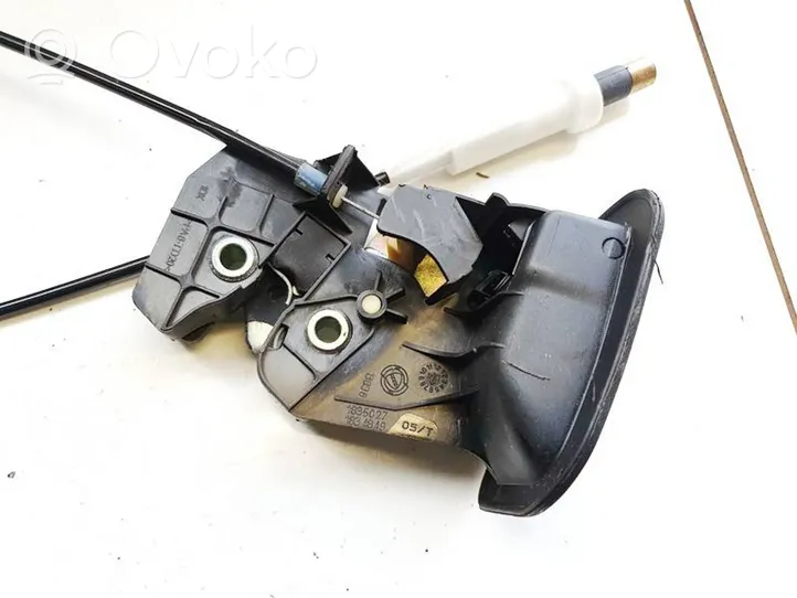 Alfa Romeo GT Seat back rest lock catch 183502705