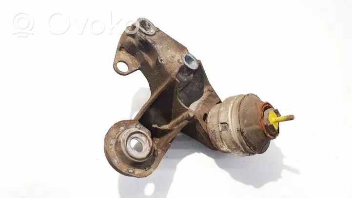 Skoda Superb B5 (3U) Support, suspension du moteur 8e0199351