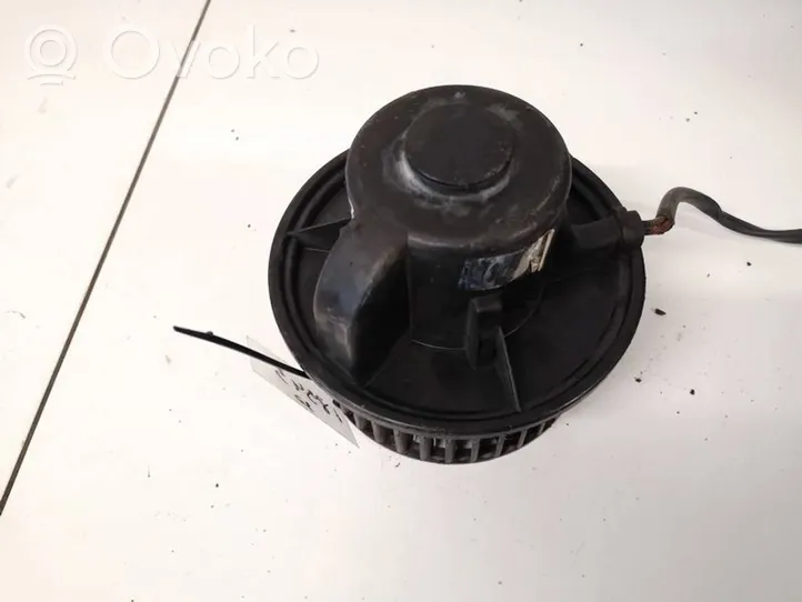 Volkswagen PASSAT B4 Heater fan/blower 