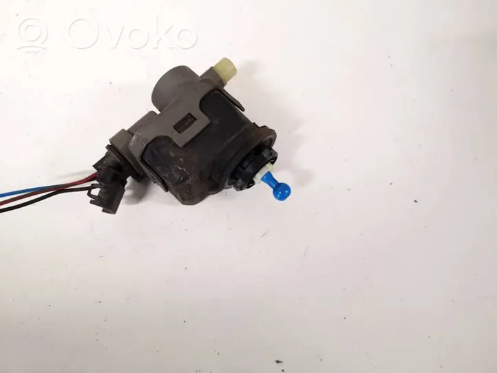 Nissan Primera Moteur de réglage du niveau des phares 7700420737