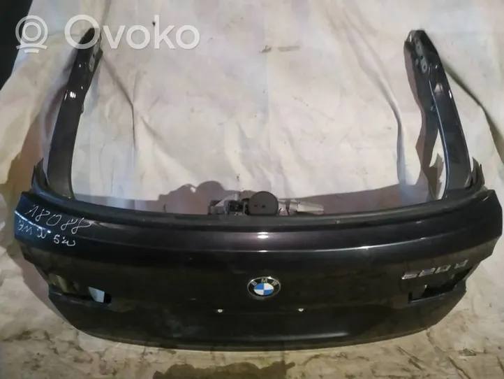 BMW 5 GT F07 Puerta del maletero/compartimento de carga juodass
