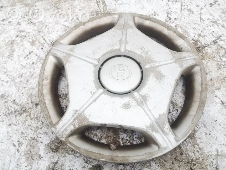 Toyota Previa (XR30, XR40) II R15 wheel hub/cap/trim 