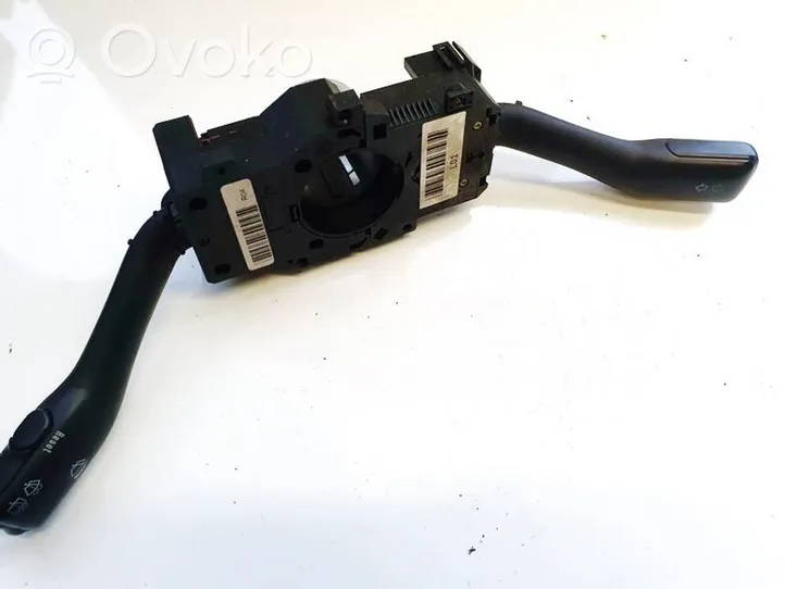 Skoda Octavia Mk1 (1U) Leva/interruttore dell’indicatore di direzione e tergicristallo 8l0953513g