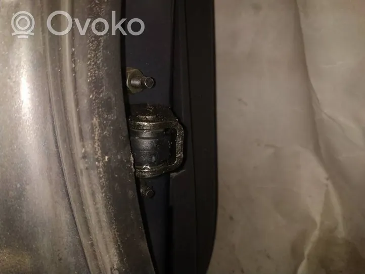 Toyota Avensis T250 Ogranicznik drzwi tylnych 
