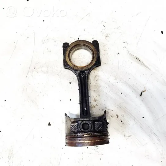 Renault Clio II Piston with connecting rod 