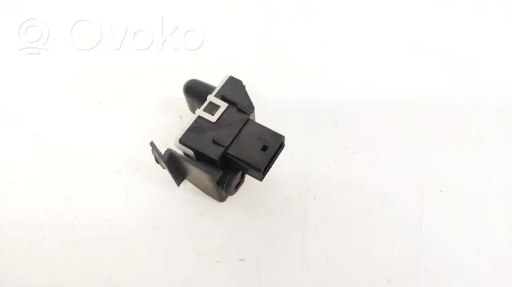 Audi A4 S4 B6 8E 8H Sensor / Fühler / Geber 8E0907539