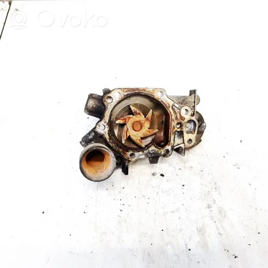 Renault Clio II Water pump 0070905028