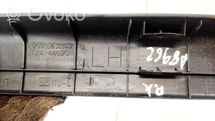 Toyota Avensis Verso Etuoven kynnyksen suojalista 6791444020