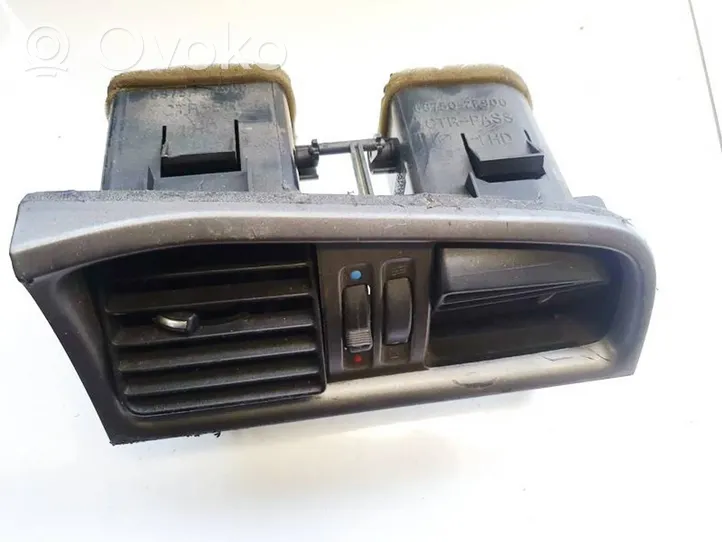 Nissan Primera Griglia di ventilazione centrale cruscotto 687512f900