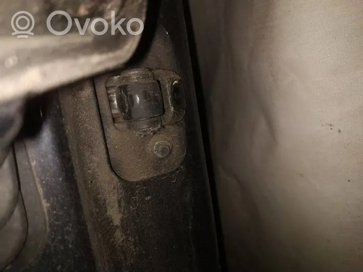 Volvo S40 Priekinių durų atvėrimo ribotuvas 