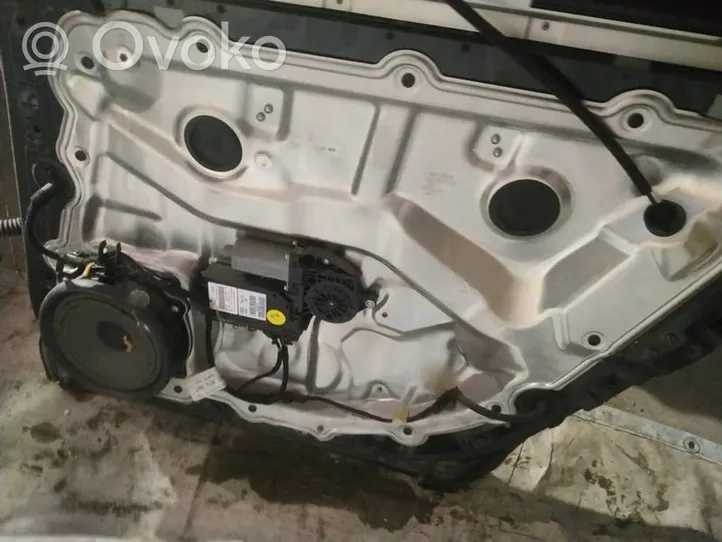 Audi A8 S8 D3 4E Elektryczny podnośnik szyby drzwi bocznych / przesuwnych 4E0839850