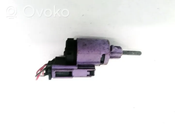 Volkswagen Touareg I Brake pedal sensor switch 1j0945511d