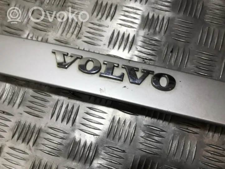 Volvo V50 Logo, emblème, badge 