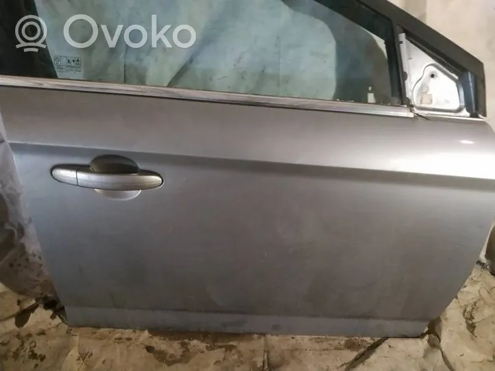 Ford Mondeo MK IV Portiera anteriore pilkos