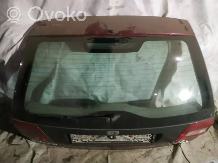 Volvo S40, V40 Tailgate/trunk/boot lid RAUDONAS