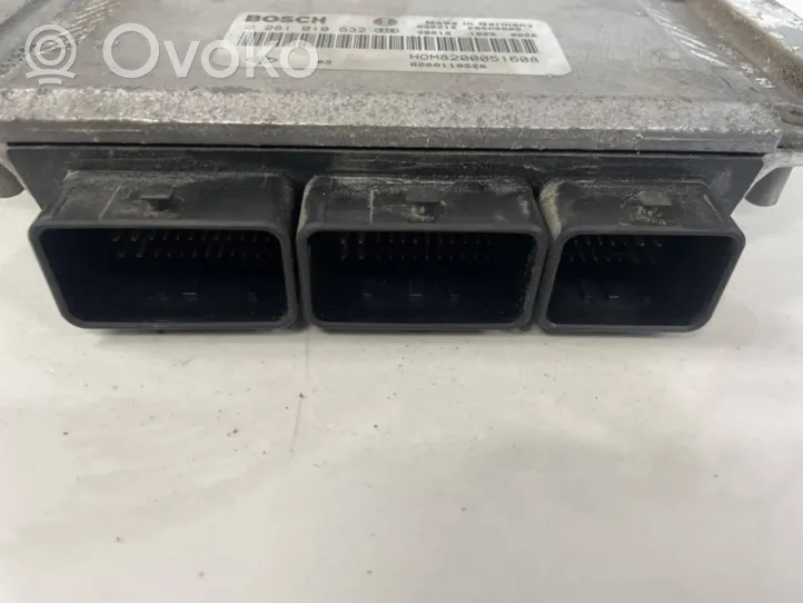 Renault Trafic II (X83) Sterownik / Moduł ECU 8200118526