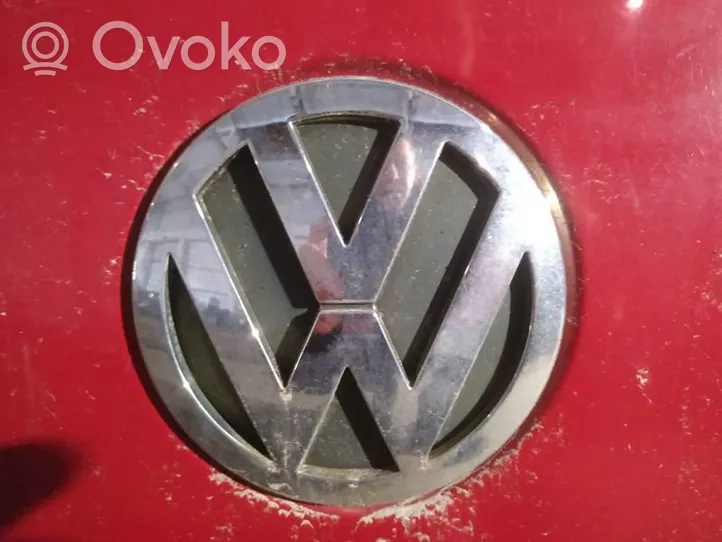 Volkswagen Caddy Gamintojo ženkliukas 