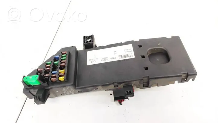 Opel Signum Drošinātāju kaste (komplekts) 24443147