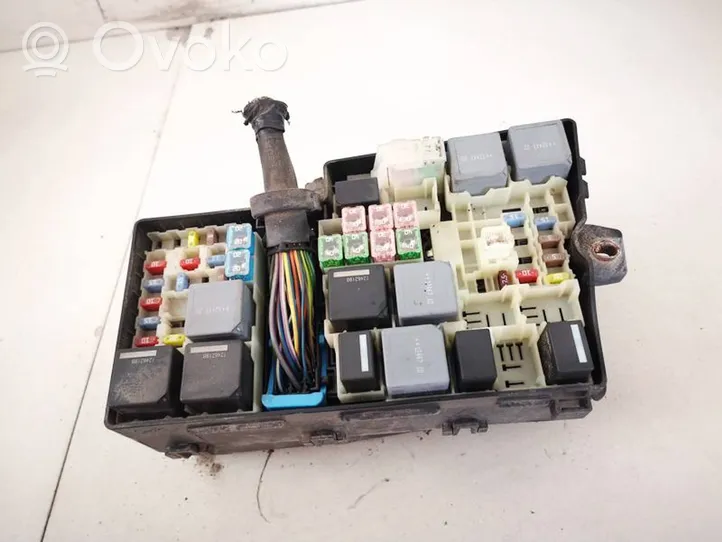 Ford Focus Fuse box set av6t14a142ab