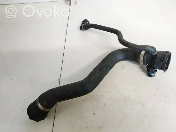 BMW 3 E90 E91 Tuyau de liquide de refroidissement moteur 7525641