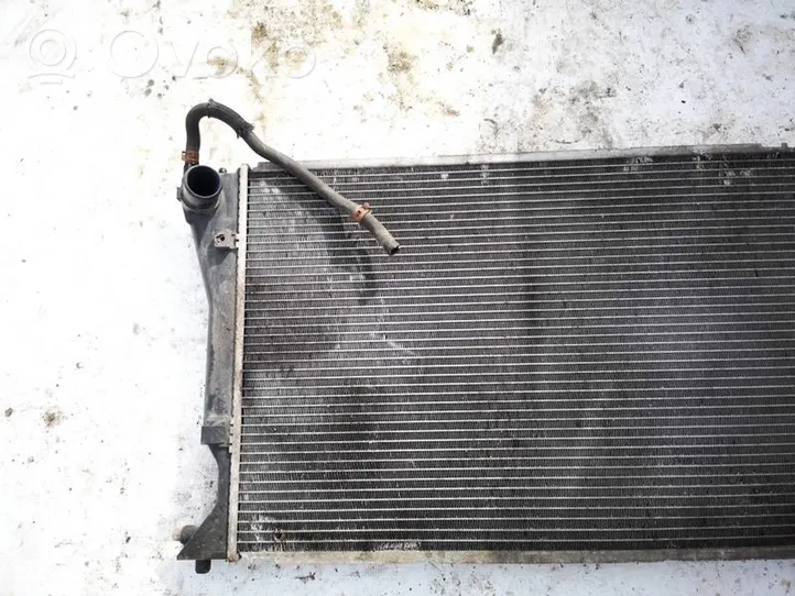 Toyota Corolla Verso AR10 Radiateur de refroidissement 