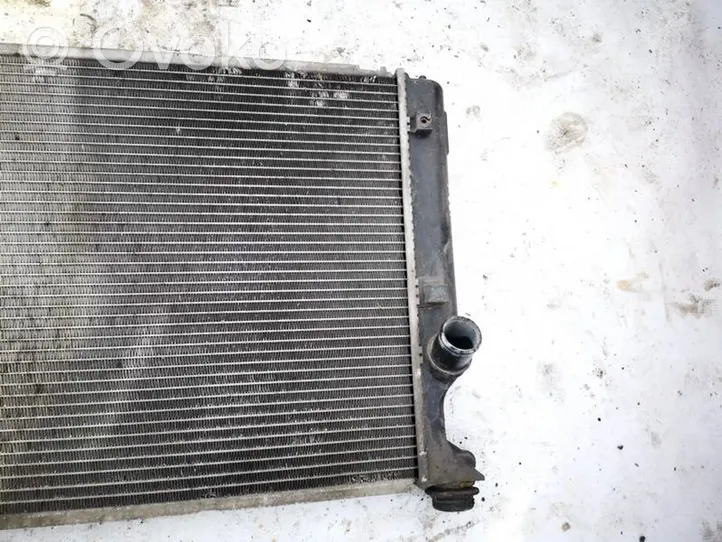 Toyota Corolla Verso AR10 Radiateur de refroidissement 