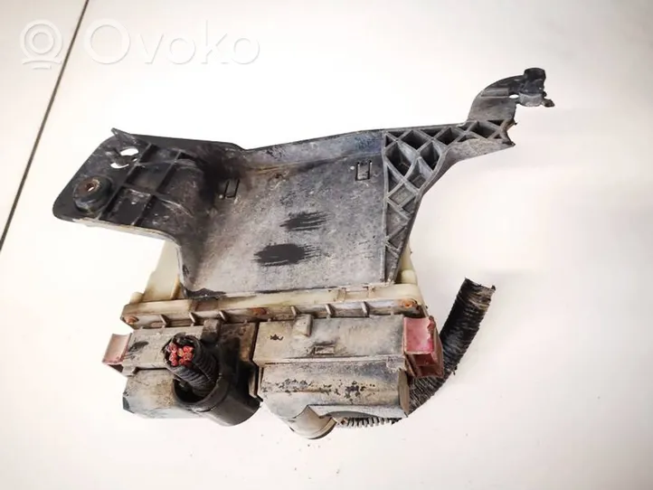 Opel Astra G Jäähdytyspuhaltimen rele 24410130