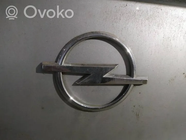 Opel Signum Mostrina con logo/emblema della casa automobilistica 