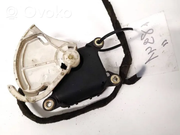 Audi A4 S4 B5 8D Air flap motor/actuator 0132801115