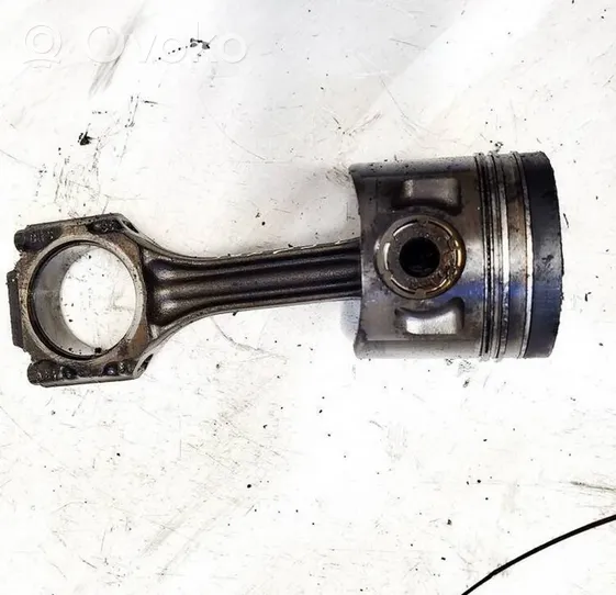 Volkswagen PASSAT B4 Piston with connecting rod 