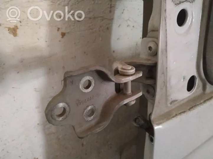 Opel Movano A Front door upper hinge 