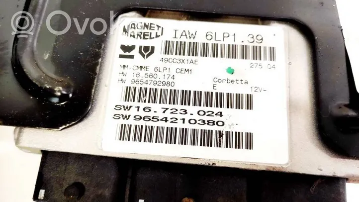 Peugeot 307 Calculateur moteur ECU 9654792980