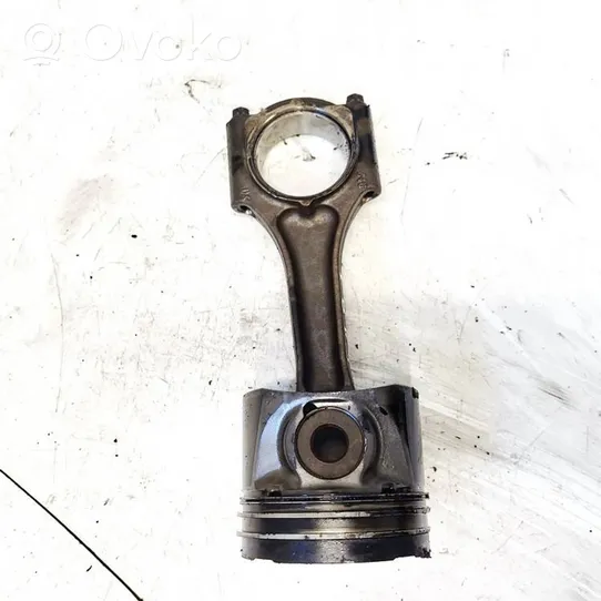 Opel Zafira A Piston with connecting rod 