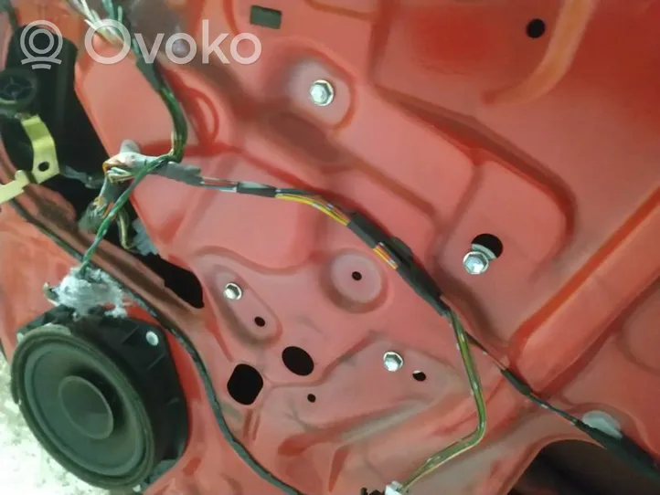 Toyota Corolla E120 E130 Elektryczny podnośnik szyby drzwi bocznych / przesuwnych 