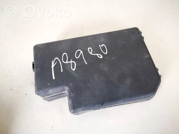 Toyota RAV 4 (XA30) Tapa de caja de fusibles 8266242190