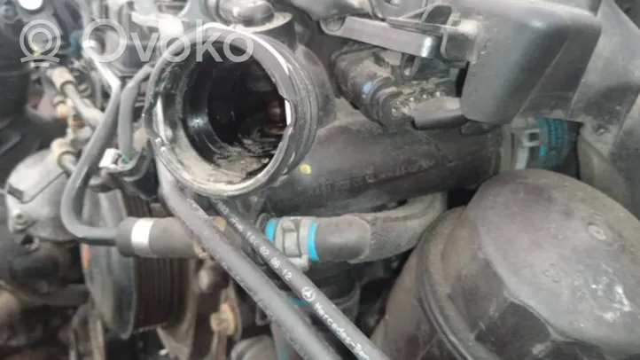 Mercedes-Benz E W212 Tuyau de liquide de refroidissement moteur A6512000615