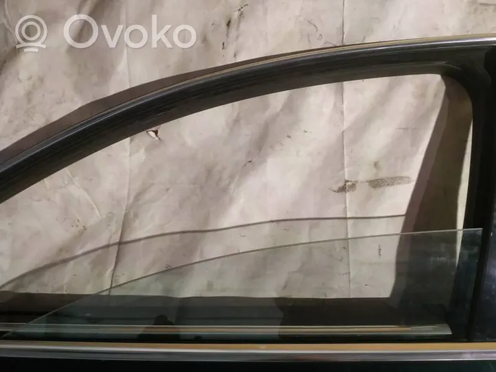 Volkswagen Phaeton Основное стекло передних дверей (четырехдверного автомобиля) 