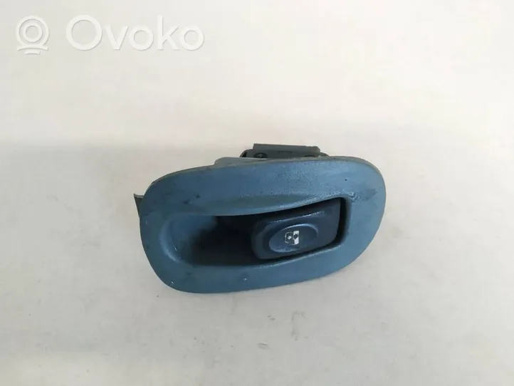 Renault Megane I Electric window control switch 7700836270