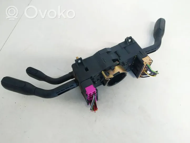 Audi 80 90 S2 B4 Interruptor/palanca de limpiador de luz de giro 4a9953503