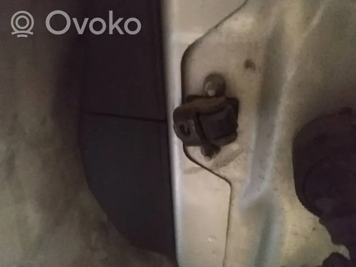Opel Astra H Front door check strap stopper 