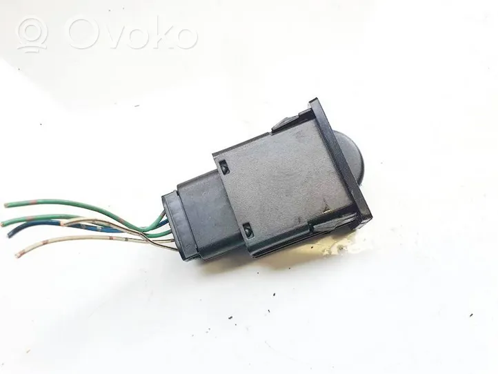 Toyota Corolla E120 E130 Interruptor de control de altura del faro delantero 