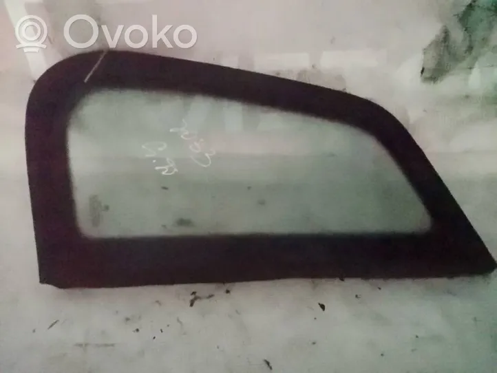 Volkswagen Polo Rear side window/glass 