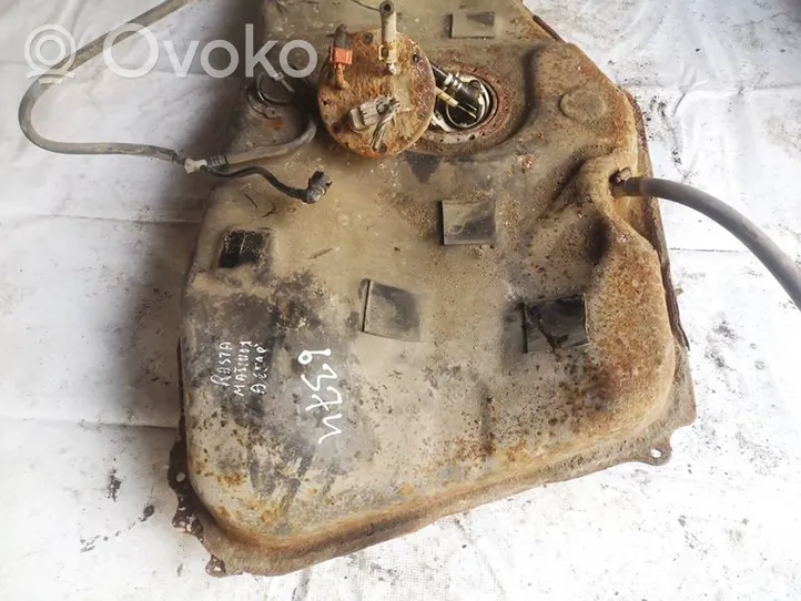 Toyota Corolla Verso E121 Serbatoio del carburante 