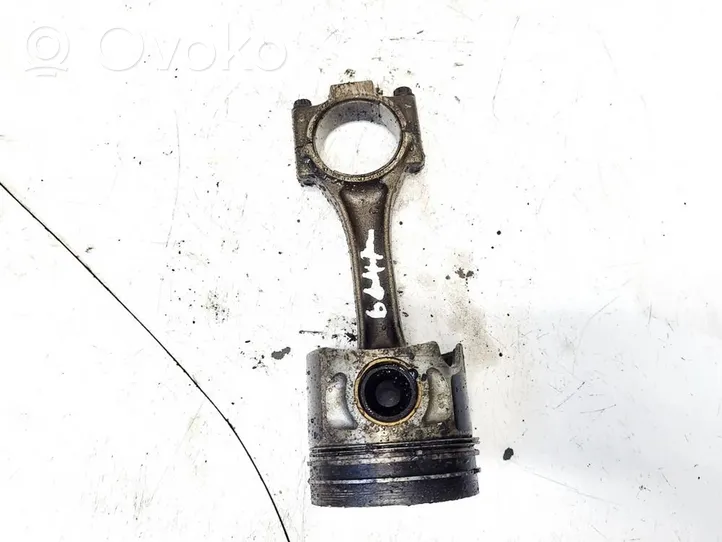 Ford Galaxy Piston with connecting rod 