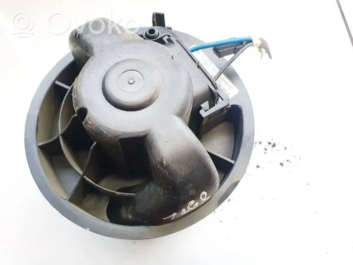 Toyota Aygo AB10 Ventola riscaldamento/ventilatore abitacolo n101813c