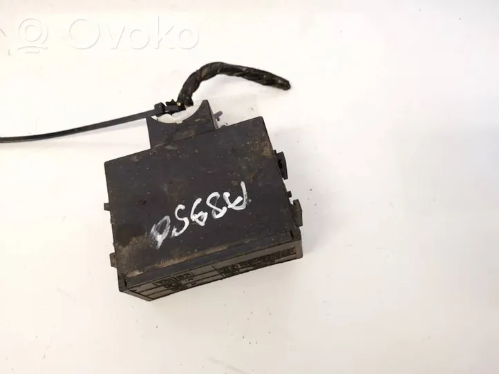 Toyota Avensis T250 Citu veidu vadības bloki / moduļi 8978005040