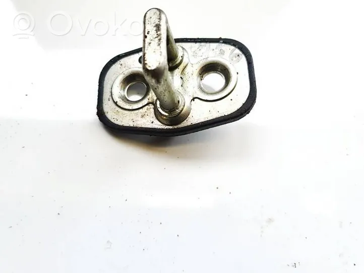 Citroen DS4 Rear door lock loop/hook striker 9655466380