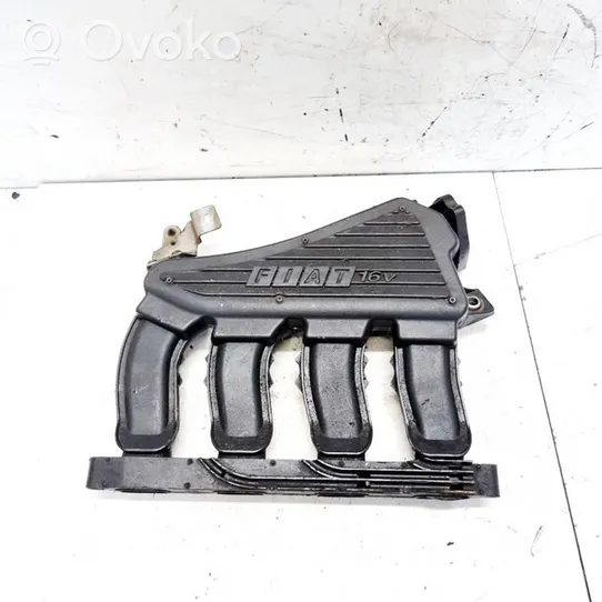 Fiat Stilo Ansaugbrücke Ansaugkrümmer 46535698