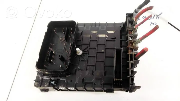 Skoda Octavia Mk2 (1Z) Fuse box set 1K0937125D