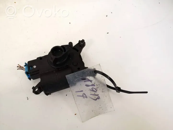 Audi Q7 4L Tuloilmaventtiilin käyttömoottori 52411483